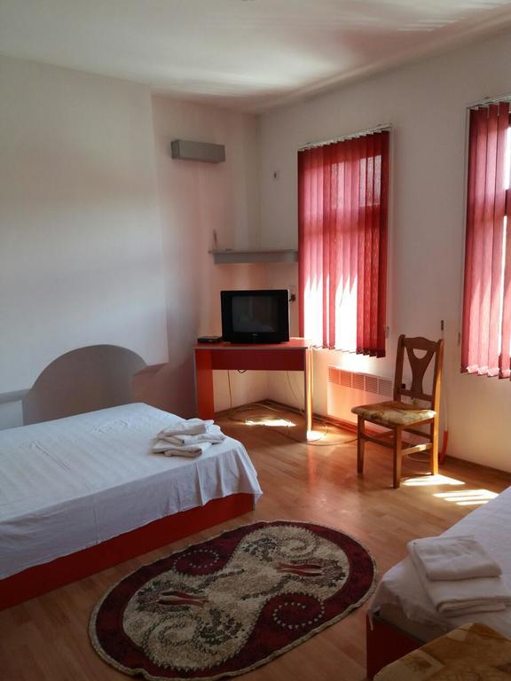 Guest House - Batak Exterior photo